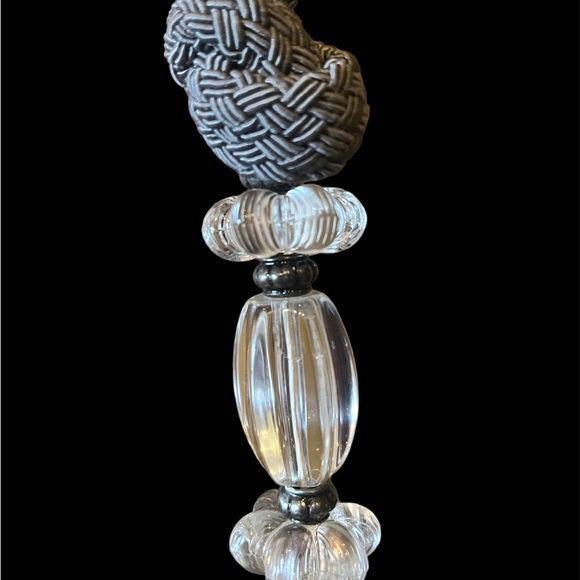 Rafael Sanchez evening bag with gorgeous detail - Picture 4 of 11